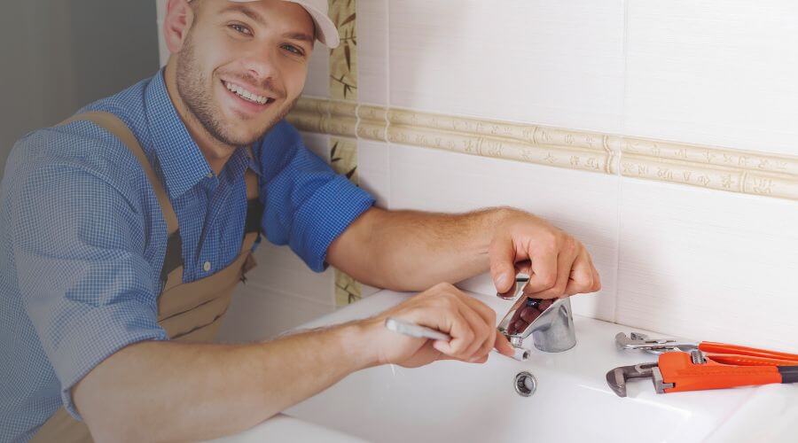 Professional clogged drains services in Loraine, TX